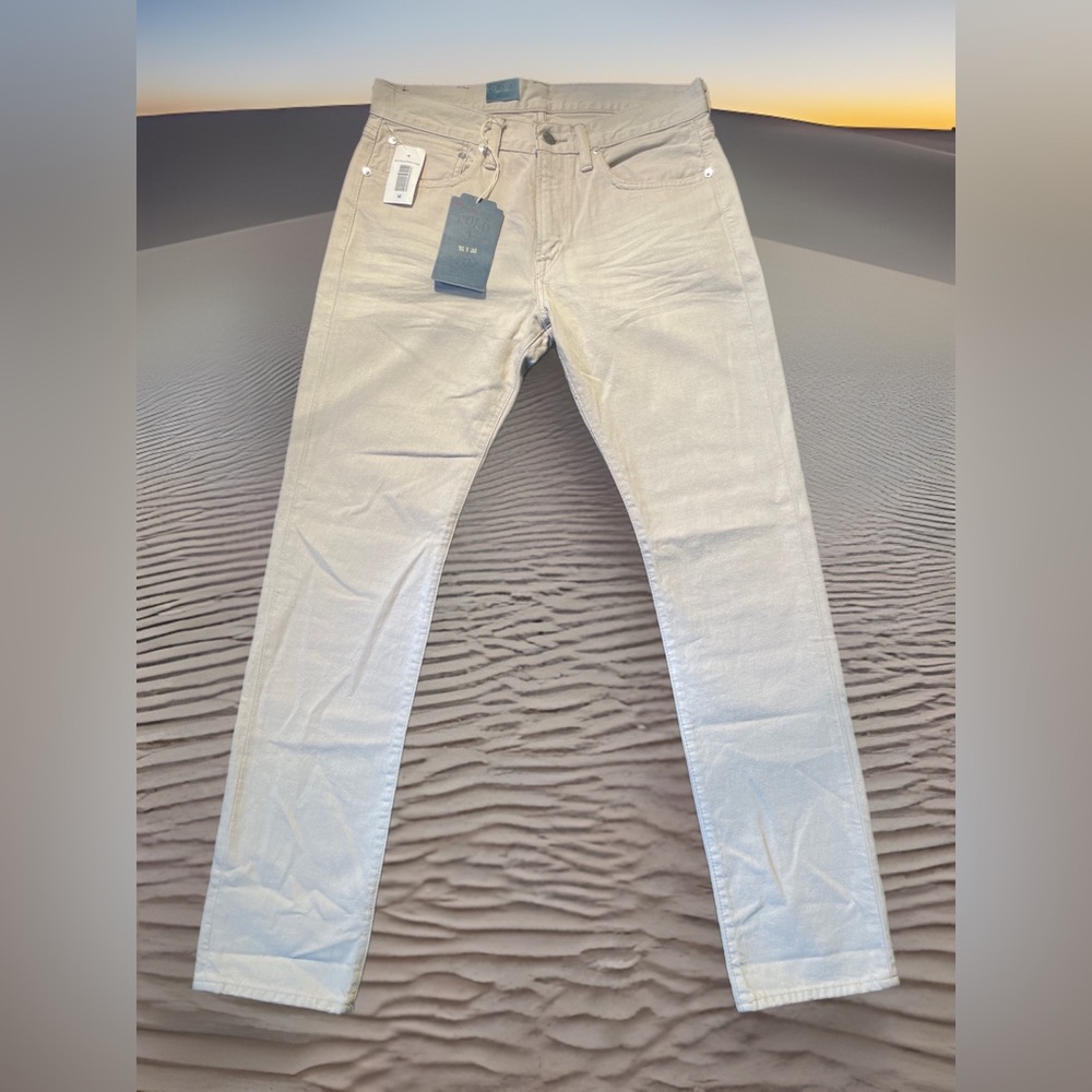 Polo Ralph Lauren Jeans. Low wasted slim fit 381 bone color fine denim. 32W 32L
